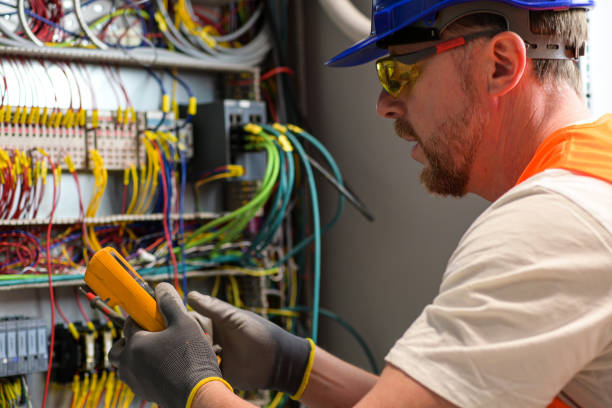 Best Circuit Breaker Repair  in Sedgwick, KS